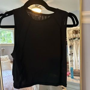 Lululemon black cropped tank top
